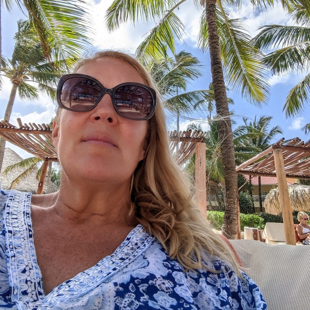 Meet your Posher, Nicola